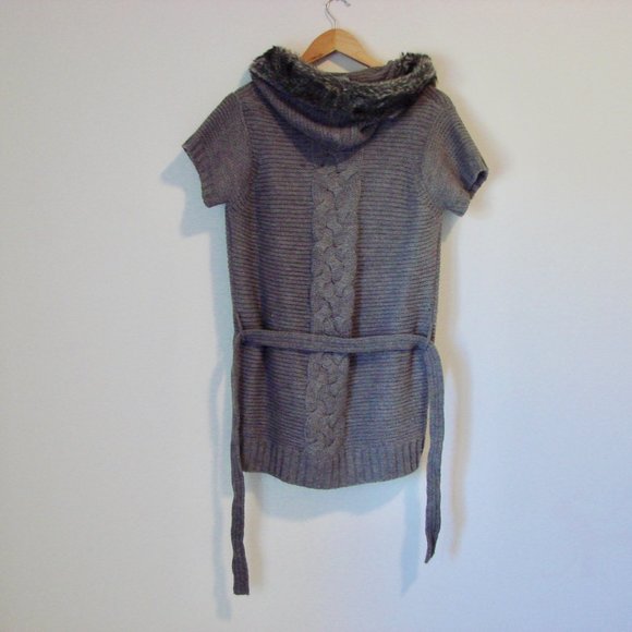 Zara Gray Cardigan with Faux Fur Trim - Picture 12 of 16